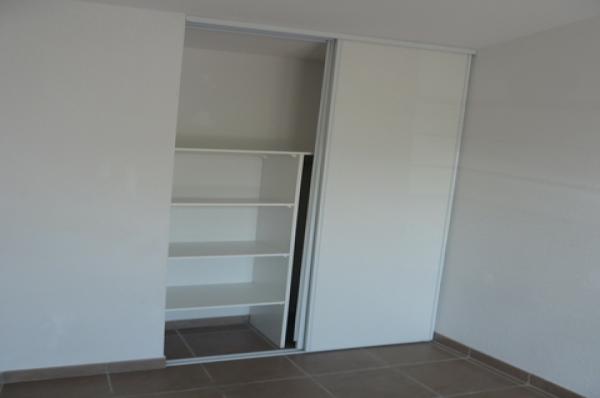 Adrets_du_Saut_du_Lièvre_B04_PLACARD_CHAMBRE_NIMES_CAREMEAU_IGS_CAPRIM_MONTPELLIER