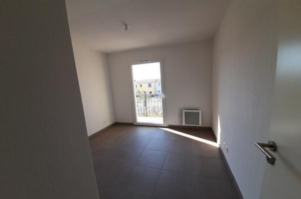 LES_CISTES_VILLA_07_CHAMBRE1_NIMES_IGS_CAPRIM