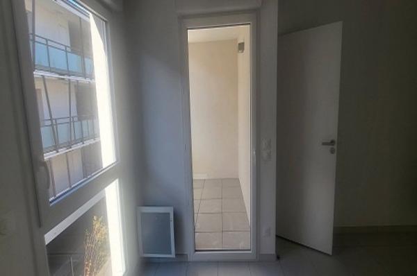 XI_AVENUE_T1_B203_PIECE_A_VIVRE00_CASTELNAU_LE_LEZ_IGS_CAPRIM