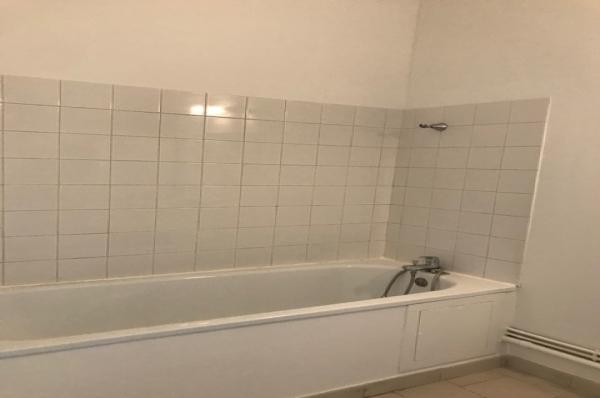 IMPASSE_BARNABE_34_CENTRE_VILLE_MONTPELLIER_IGS_SALLE_DE_BAINS