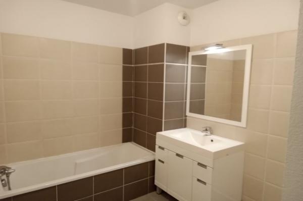 ENTRACTE18A_SALLE DE BAINS