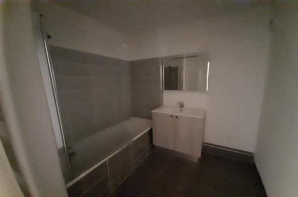 GARRICS_D405_BAINS_NIMES_CHU_CAPRIM_MONTPELLIER