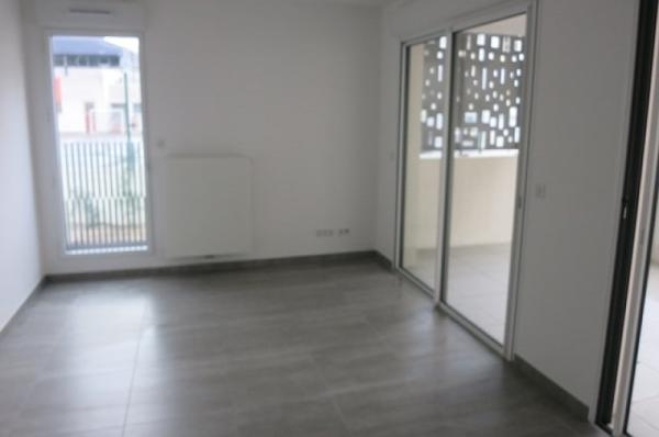 45_FAUBOURG_SAINT_JAUMES_B415_SEJOUR1_IGS_CAPRIM_MONTPELLIER_CENTRE_VILLE