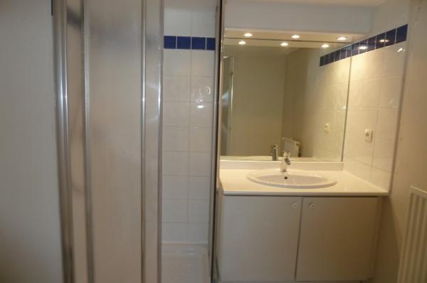 ELYSEE2000_A155_DOUCHE_RIVES_DU_LEZ_MONTPELLIER_IGS_CAPRIM